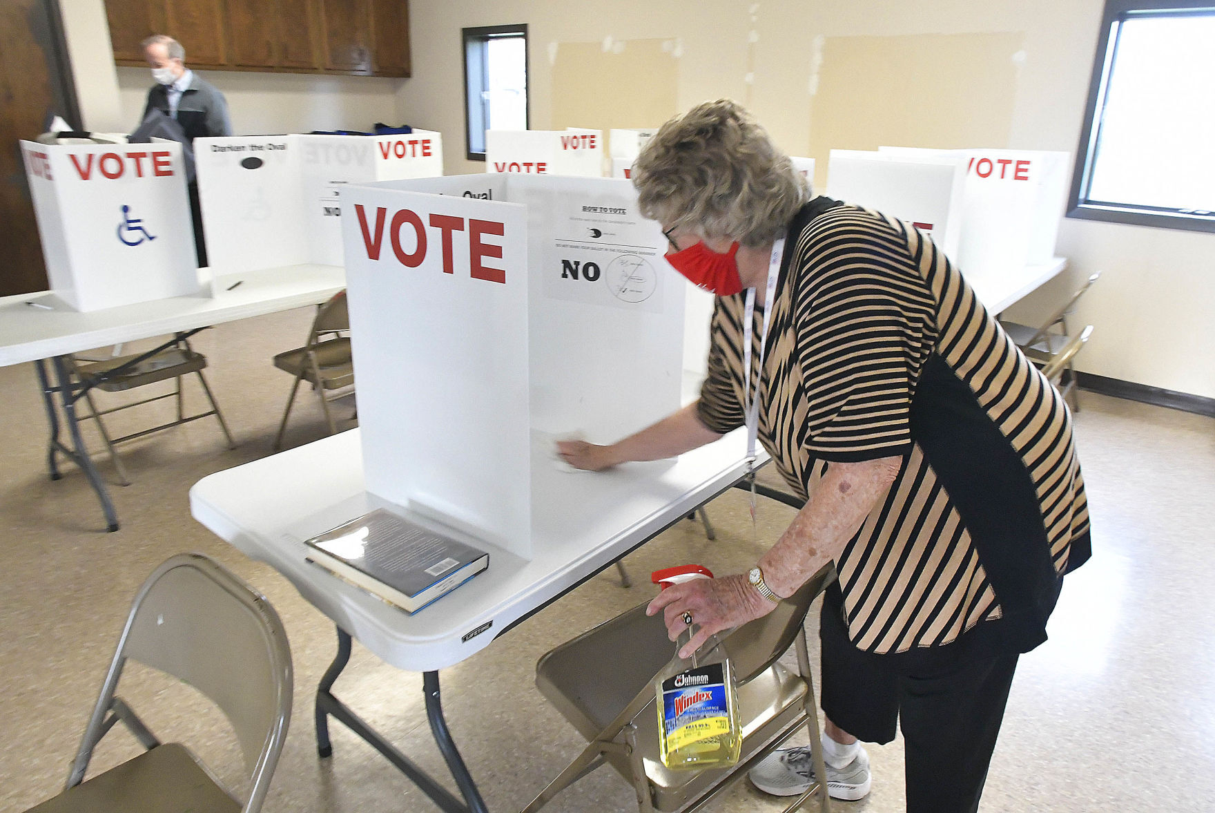 040721-blm-loc-5voting